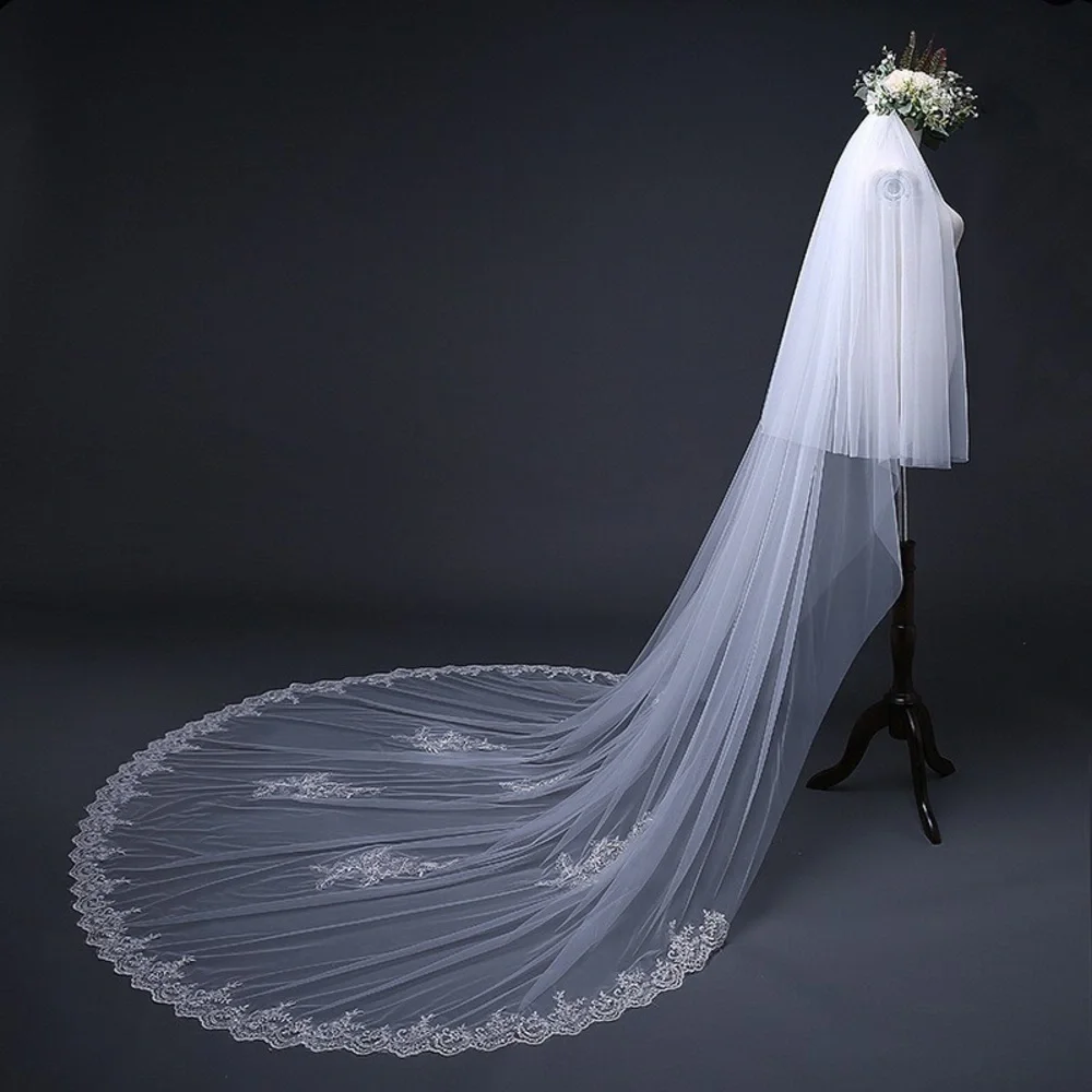 Elegant Long Lace-Edged Wedding Veil in White 3M